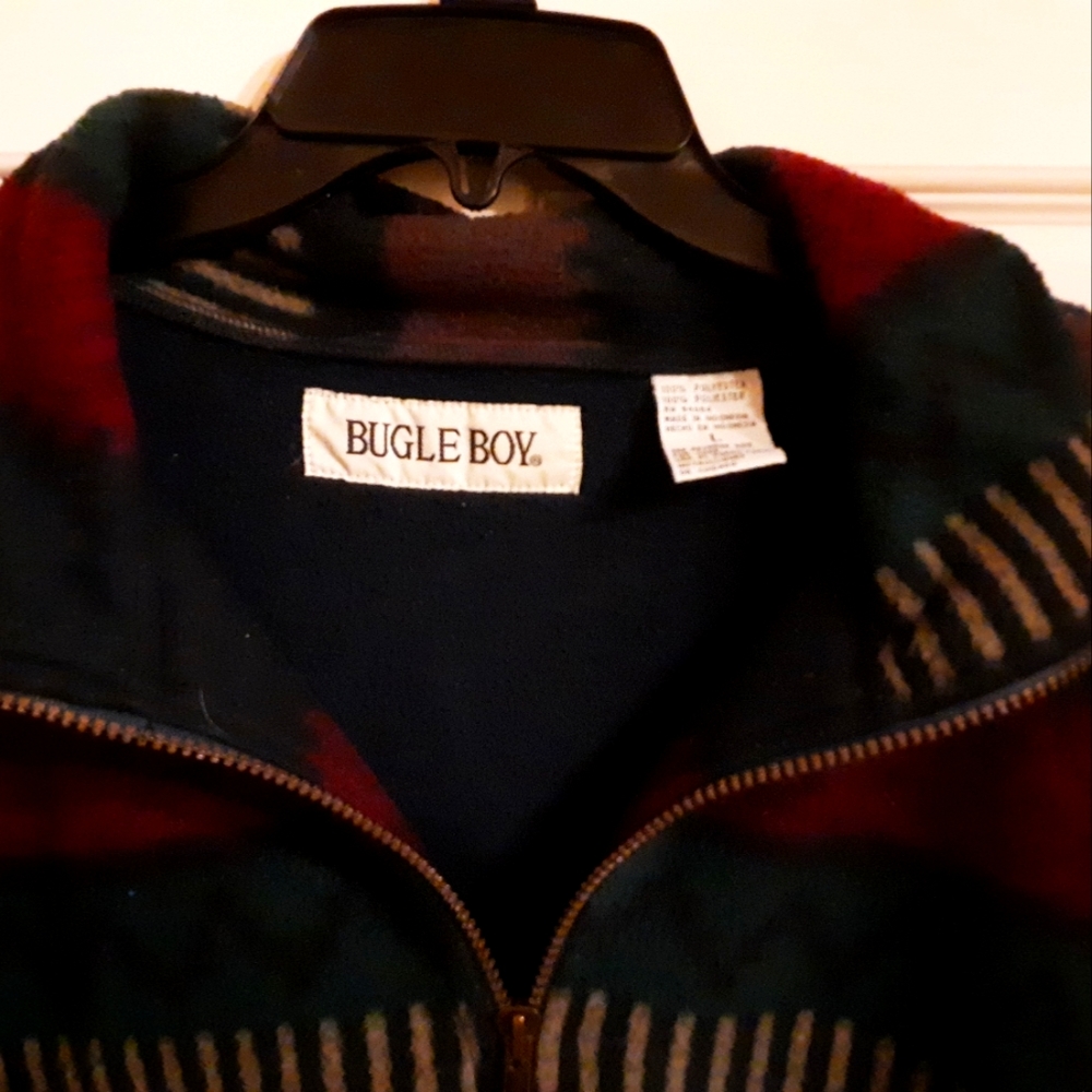 Bugleboy pullover over Sweater Fleece large